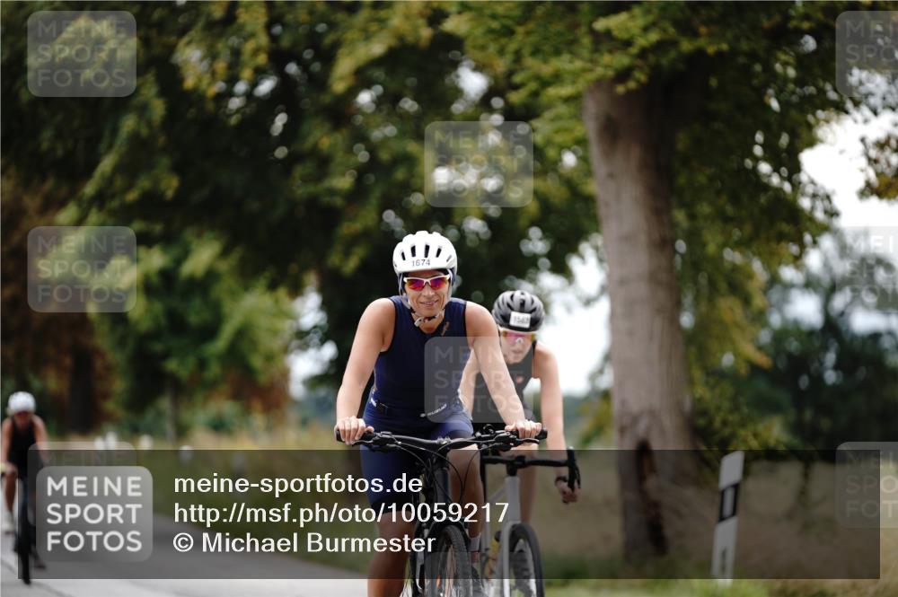 30.08.2026 - Elbe Triathlon Hamburg Michael Burmester http://msf.ph/oto/10059217 30.08.2026 11:29:13 Radfahren 1382, 1563, 1669, 1674 meine-sportfotos.de