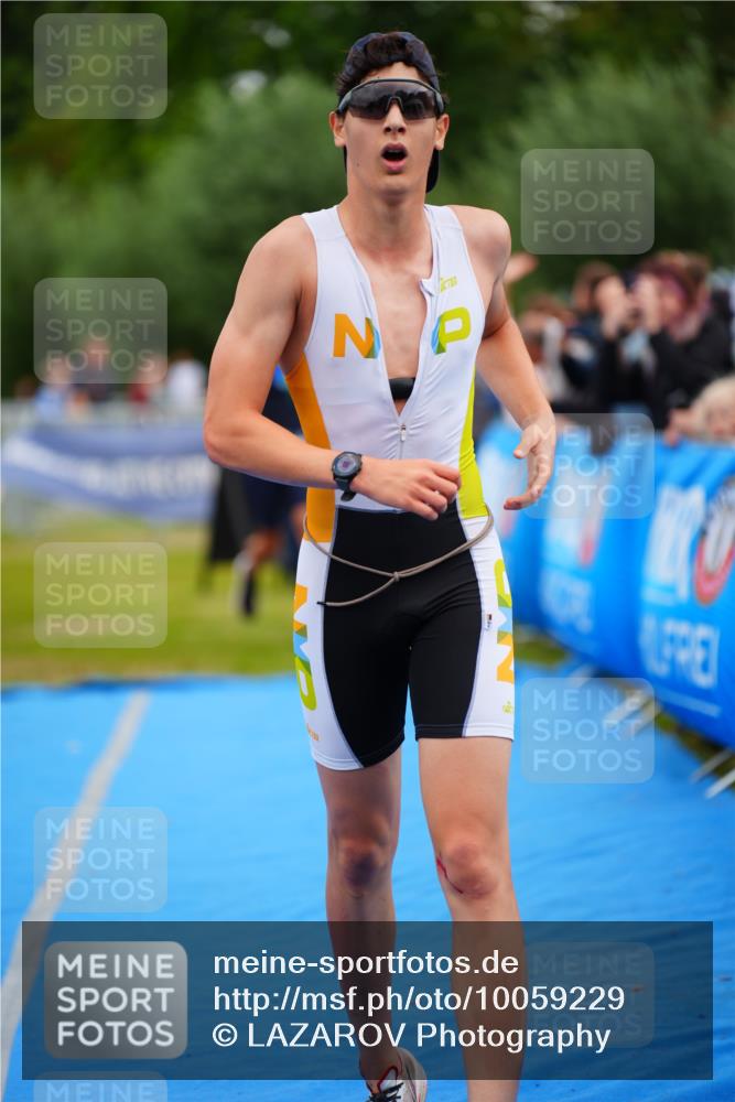 30.08.2026 - Elbe Triathlon Hamburg LAZAROV Photography http://msf.ph/oto/10059229 30.08.2026 11:35:03 Ziel 578, 903, 1213, 1230, 1441 meine-sportfotos.de