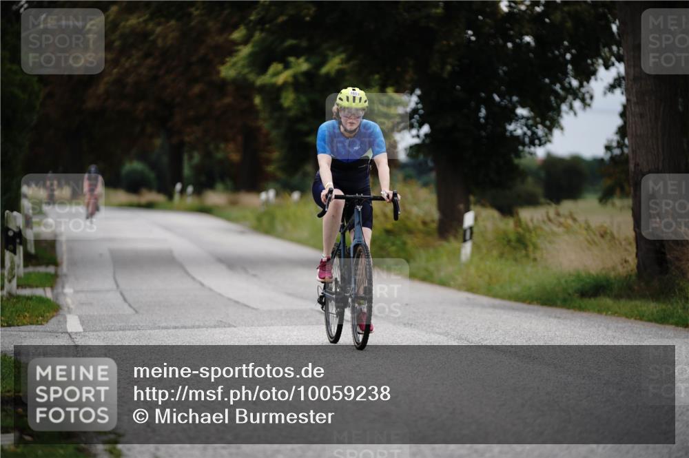 30.08.2026 - Elbe Triathlon Hamburg Michael Burmester http://msf.ph/oto/10059238 30.08.2026 11:29:20 Radfahren 1382, 1651 meine-sportfotos.de