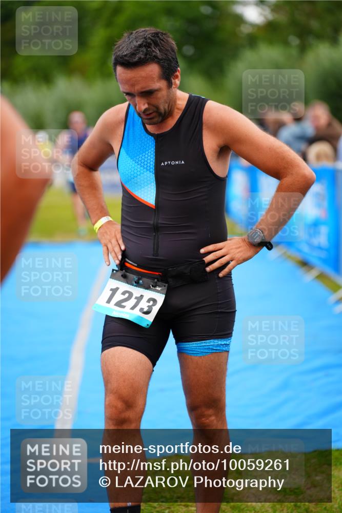 30.08.2026 - Elbe Triathlon Hamburg LAZAROV Photography http://msf.ph/oto/10059261 30.08.2026 11:35:13 Ziel 826, 1137 meine-sportfotos.de