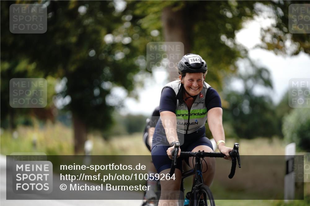 30.08.2026 - Elbe Triathlon Hamburg Michael Burmester http://msf.ph/oto/10059264 30.08.2026 11:29:37 Radfahren 1476, 1575, 1641, 1682 meine-sportfotos.de