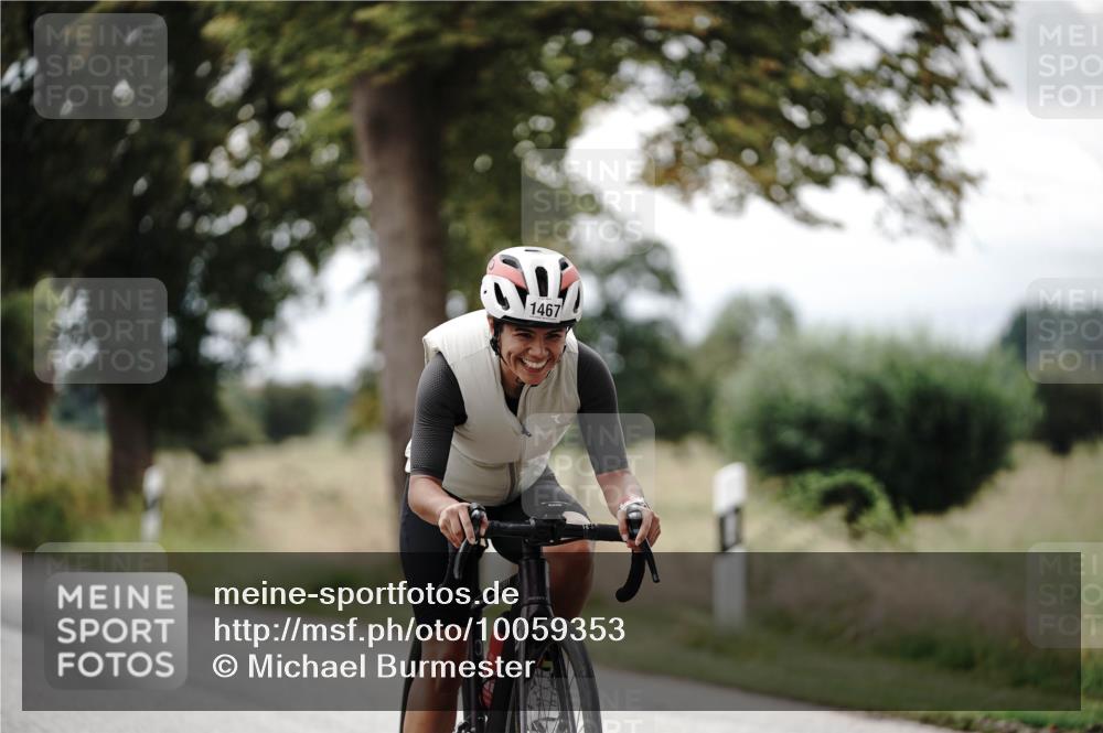 30.08.2026 - Elbe Triathlon Hamburg Michael Burmester http://msf.ph/oto/10059353 30.08.2026 11:30:26 Radfahren 1467, 1510 meine-sportfotos.de