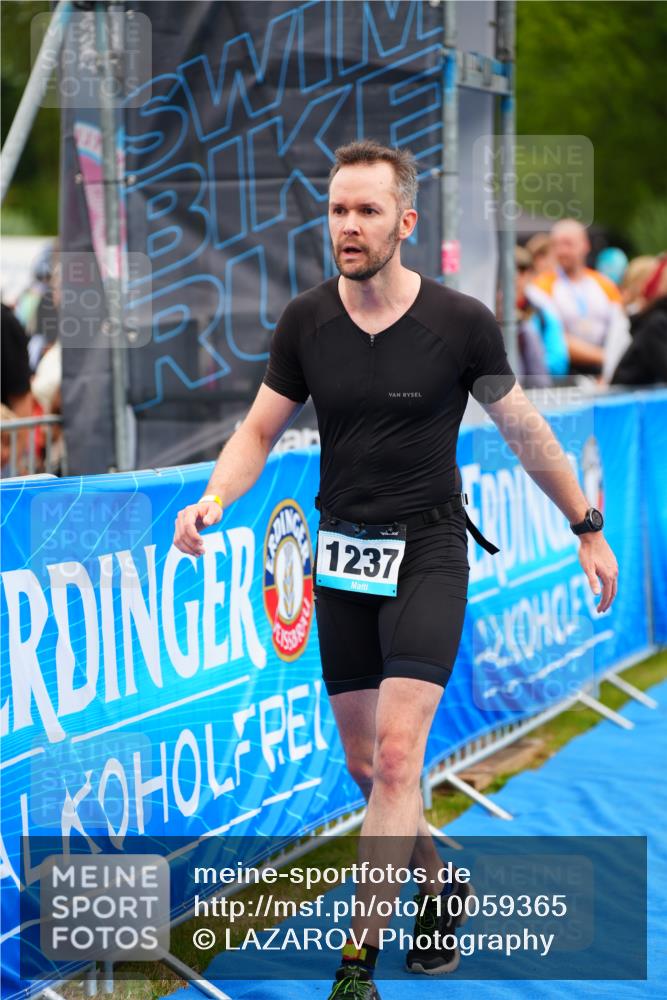 30.08.2026 - Elbe Triathlon Hamburg LAZAROV Photography http://msf.ph/oto/10059365 30.08.2026 11:35:37 Ziel 961, 1177, 1237 meine-sportfotos.de