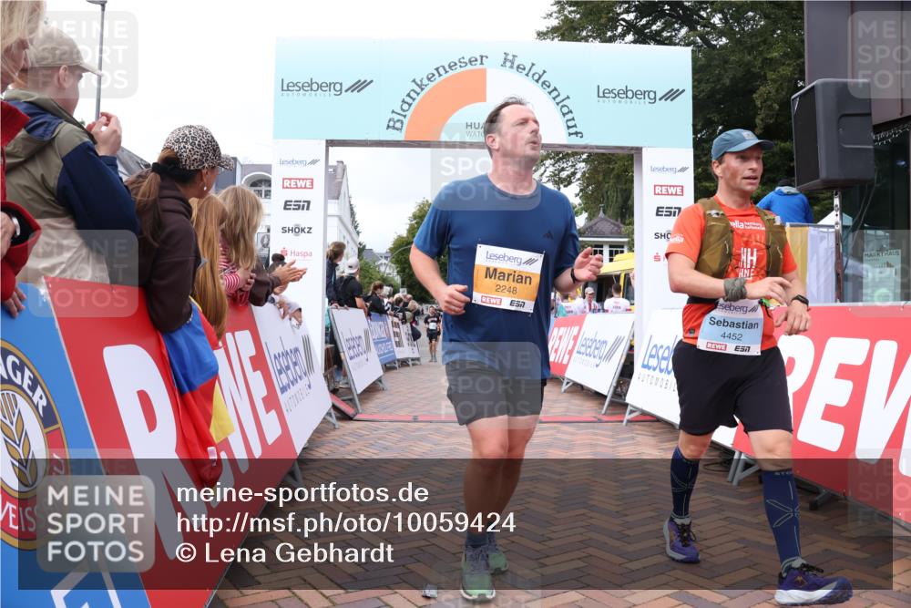 30.08.2026 - Blankeneser Heldenlauf Lena Gebhardt http://msf.ph/oto/10059424 30.08.2026 12:26:05 Ziel 2248, 2764, 4204, 4263, 4452 meine-sportfotos.de