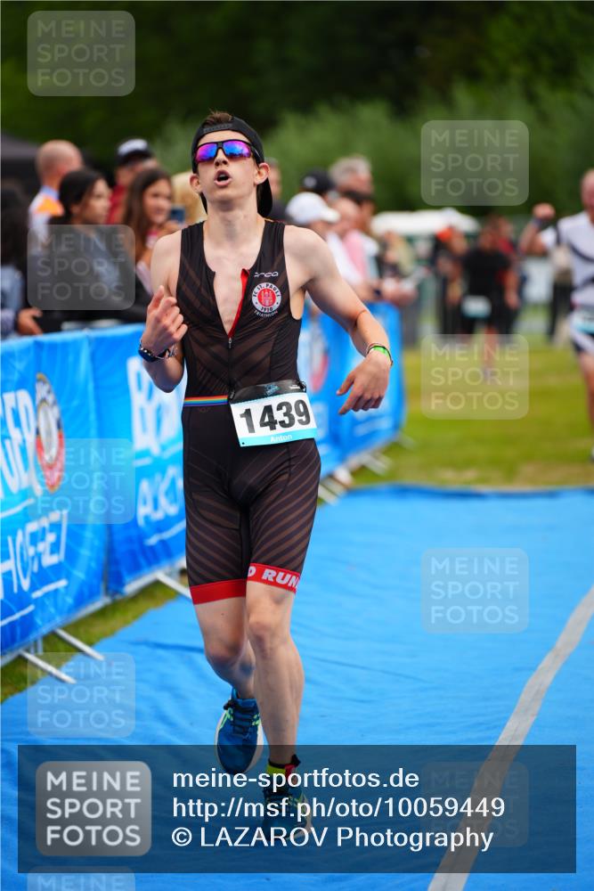 30.08.2026 - Elbe Triathlon Hamburg LAZAROV Photography http://msf.ph/oto/10059449 30.08.2026 11:36:00 Ziel 1139, 1295, 1439 meine-sportfotos.de