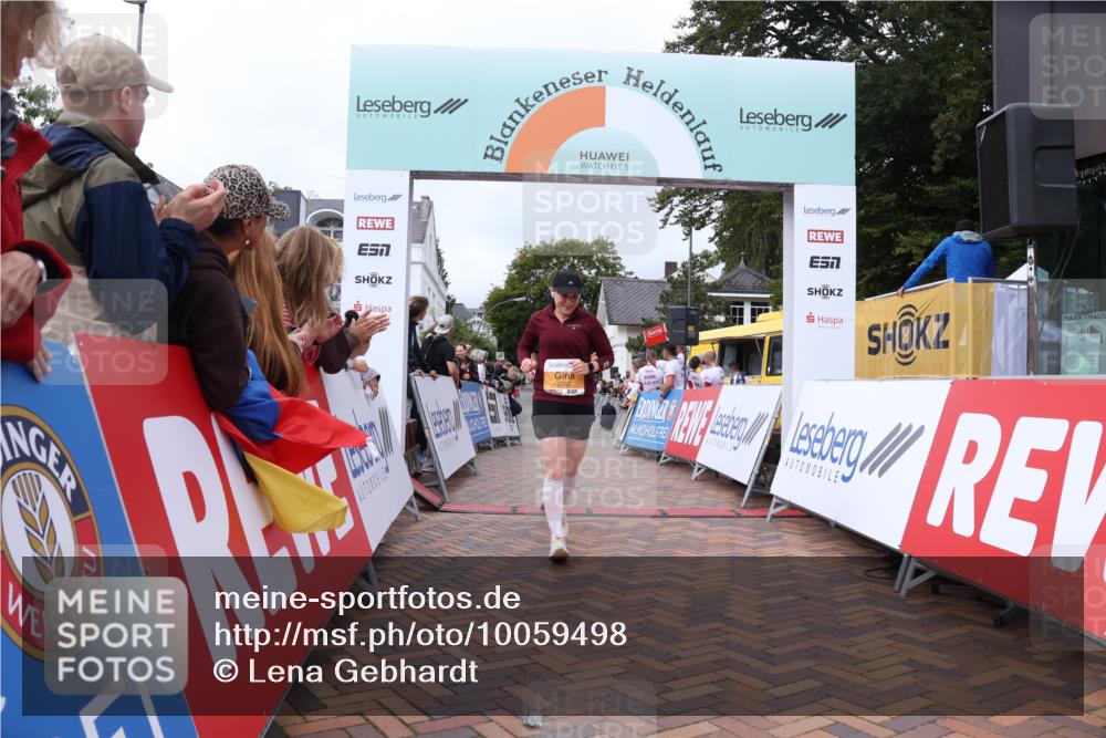 30.08.2026 - Blankeneser Heldenlauf Lena Gebhardt http://msf.ph/oto/10059498 30.08.2026 12:26:17 Ziel 2602, 2642, 4204, 4263, 4346, 4464, 4479 meine-sportfotos.de