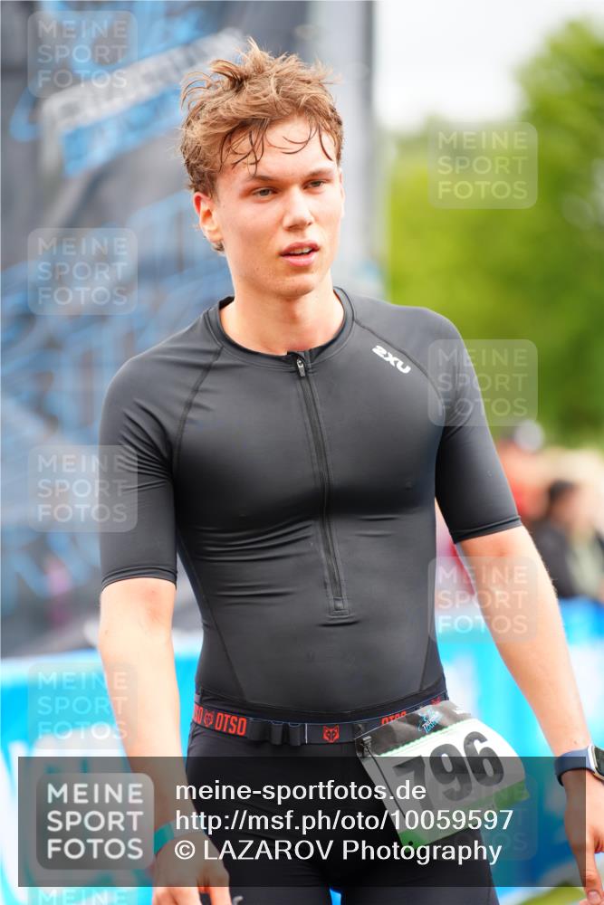 30.08.2026 - Elbe Triathlon Hamburg LAZAROV Photography http://msf.ph/oto/10059597 30.08.2026 11:36:48 Ziel 1246 meine-sportfotos.de