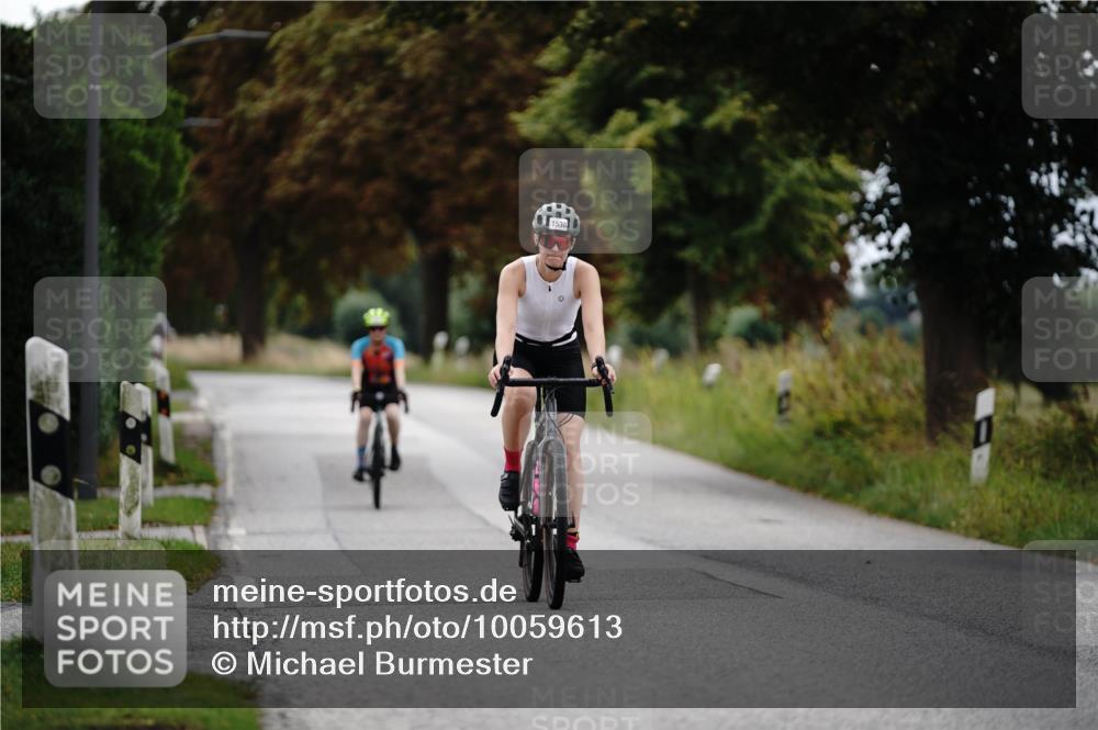 30.08.2026 - Elbe Triathlon Hamburg Michael Burmester http://msf.ph/oto/10059613 30.08.2026 11:32:39 Radfahren 1538, 1677, 1686 meine-sportfotos.de