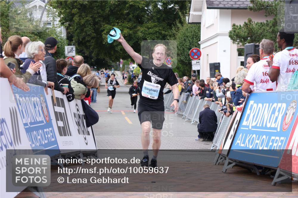 30.08.2026 - Blankeneser Heldenlauf Lena Gebhardt http://msf.ph/oto/10059637 30.08.2026 12:26:29 Ziel 2600, 2690, 4380, 4464, 4478, 4479 meine-sportfotos.de