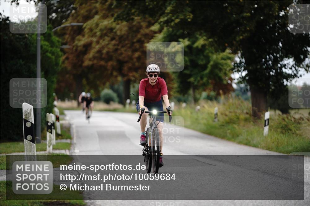 30.08.2026 - Elbe Triathlon Hamburg Michael Burmester http://msf.ph/oto/10059684 30.08.2026 11:33:54 Radfahren 1501, 1703, 1709 meine-sportfotos.de