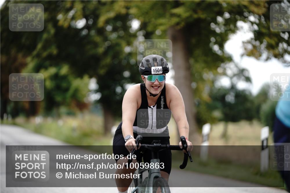 30.08.2026 - Elbe Triathlon Hamburg Michael Burmester http://msf.ph/oto/10059863 30.08.2026 11:36:44 Radfahren 1504, 1527, 1610 meine-sportfotos.de