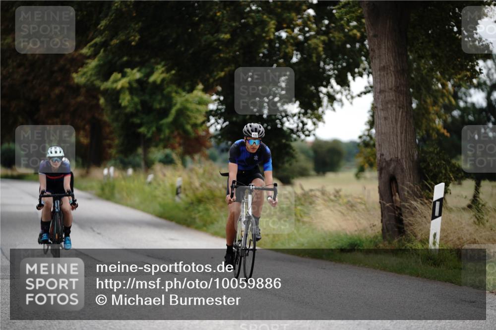 30.08.2026 - Elbe Triathlon Hamburg Michael Burmester http://msf.ph/oto/10059886 30.08.2026 11:36:58 Radfahren 804, 1377, 1534, 1574, 1632 meine-sportfotos.de