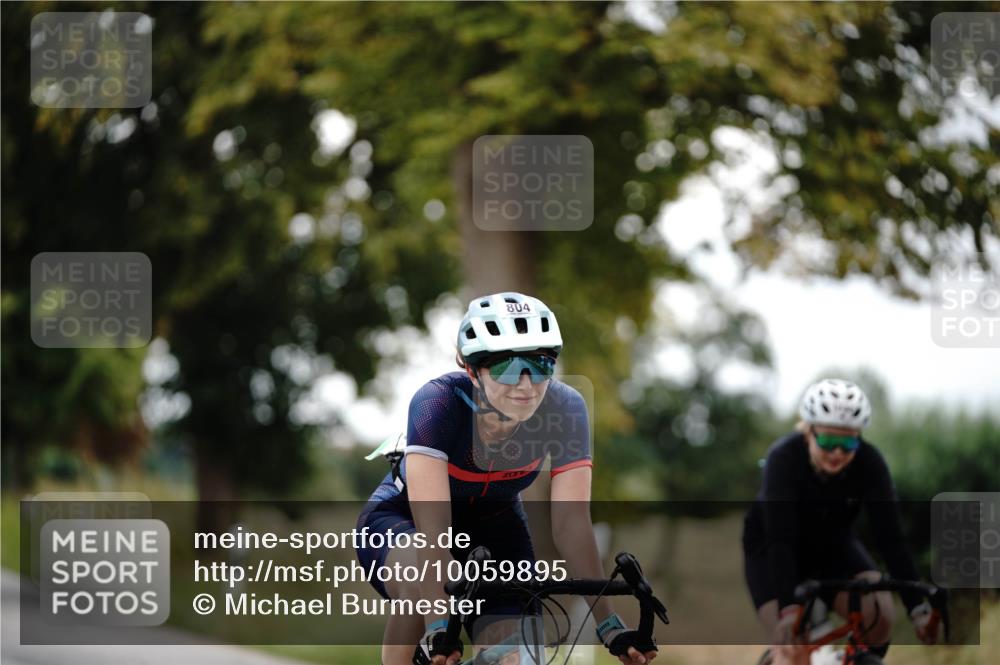 30.08.2026 - Elbe Triathlon Hamburg Michael Burmester http://msf.ph/oto/10059895 30.08.2026 11:37:01 Radfahren 804, 1377, 1534 meine-sportfotos.de