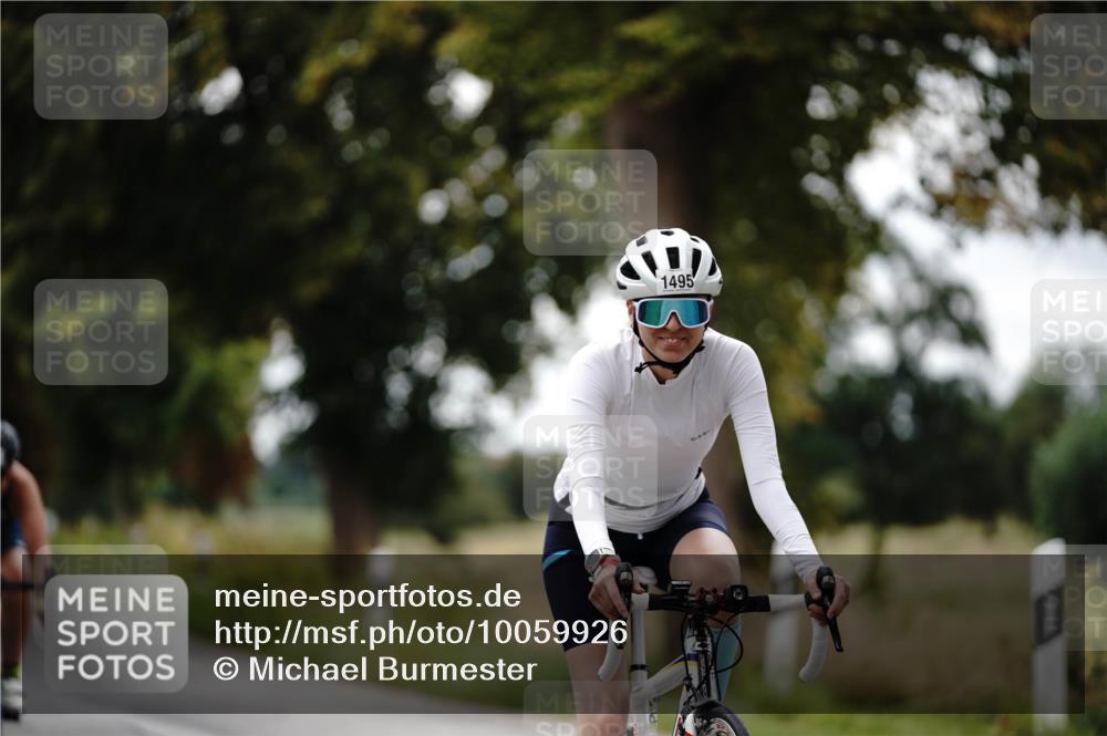 30.08.2026 - Elbe Triathlon Hamburg Michael Burmester http://msf.ph/oto/10059926 30.08.2026 11:37:48 Radfahren 1495, 1521, 1702 meine-sportfotos.de