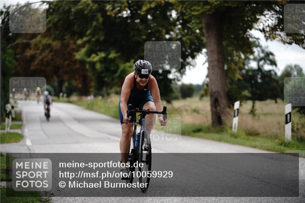 30.08.2026 - Elbe Triathlon Hamburg Michael Burmester http://msf.ph/oto/10059929 30.08.2026 11:37:49 Radfahren 1495, 1521, 1702 meine-sportfotos.de