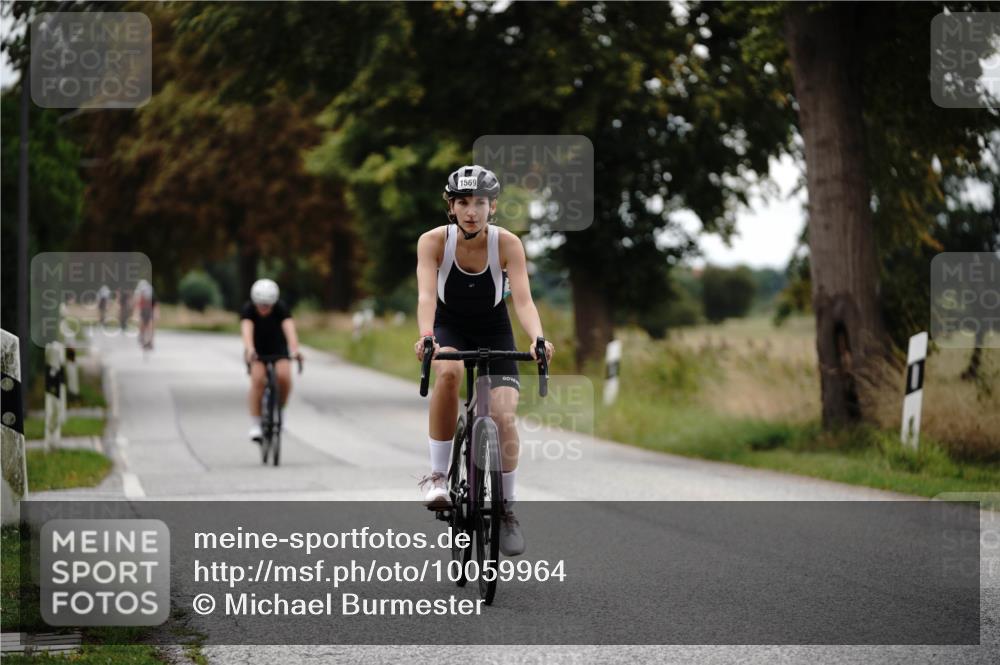 30.08.2026 - Elbe Triathlon Hamburg Michael Burmester http://msf.ph/oto/10059964 30.08.2026 11:38:07 Radfahren 1512, 1532, 1541, 1569, 1654 meine-sportfotos.de