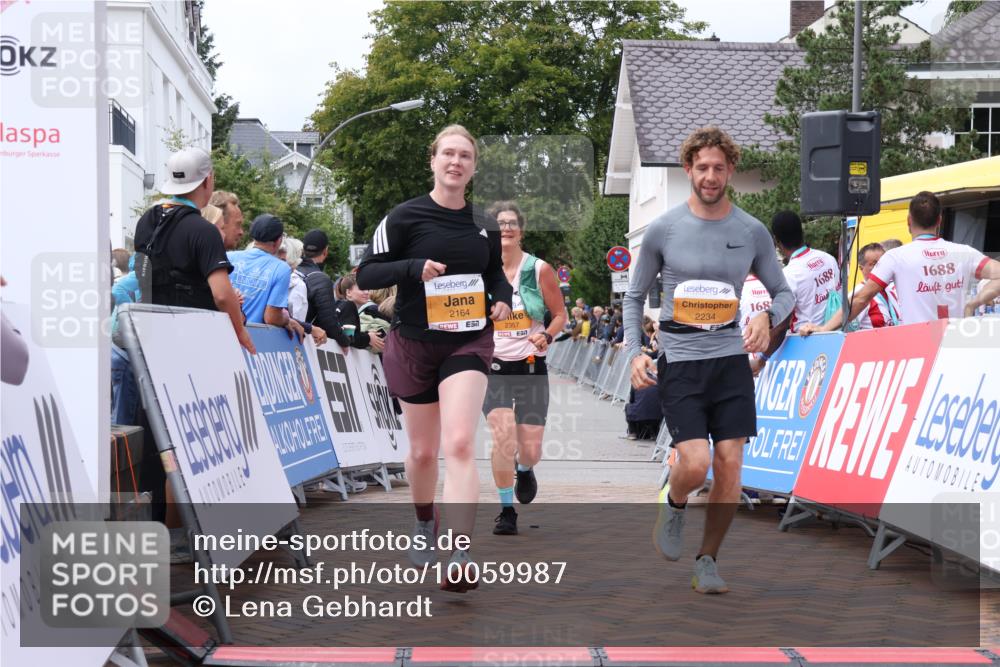 30.08.2026 - Blankeneser Heldenlauf Lena Gebhardt http://msf.ph/oto/10059987 30.08.2026 12:27:34 Ziel 2164, 2234, 2357, 4106 meine-sportfotos.de