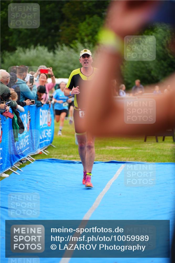 30.08.2026 - Elbe Triathlon Hamburg LAZAROV Photography http://msf.ph/oto/10059989 30.08.2026 11:38:34 Ziel 867, 1253, 1271, 1300, 1354, 1444 meine-sportfotos.de