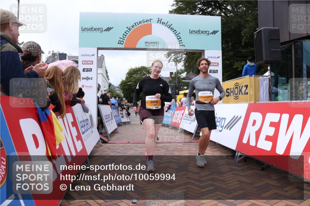 30.08.2026 - Blankeneser Heldenlauf Lena Gebhardt http://msf.ph/oto/10059994 30.08.2026 12:27:36 Ziel 2164, 2234, 2357, 4106 meine-sportfotos.de
