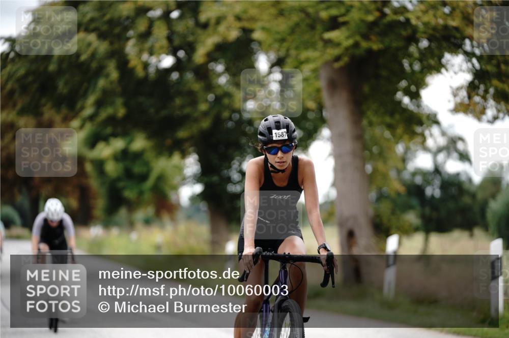 30.08.2026 - Elbe Triathlon Hamburg Michael Burmester http://msf.ph/oto/10060003 30.08.2026 11:38:20 Radfahren 1469, 1498, 1502, 1519, 1587, 1658 meine-sportfotos.de
