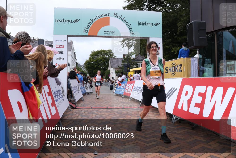 30.08.2026 - Blankeneser Heldenlauf Lena Gebhardt http://msf.ph/oto/10060023 30.08.2026 12:27:37 Ziel 2164, 2234, 2357, 4106 meine-sportfotos.de