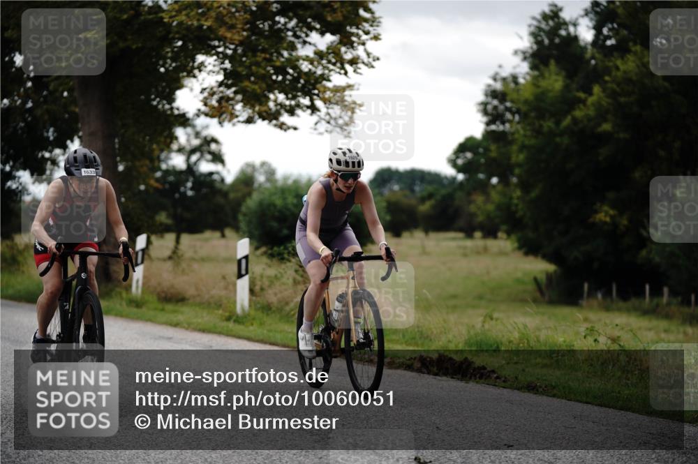 30.08.2026 - Elbe Triathlon Hamburg Michael Burmester http://msf.ph/oto/10060051 30.08.2026 11:38:38 Radfahren 1626, 1633 meine-sportfotos.de