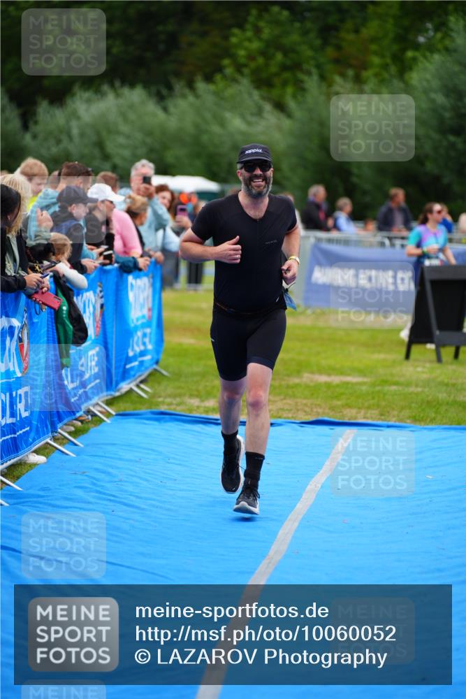30.08.2026 - Elbe Triathlon Hamburg LAZAROV Photography http://msf.ph/oto/10060052 30.08.2026 11:38:49 Ziel 1162 meine-sportfotos.de