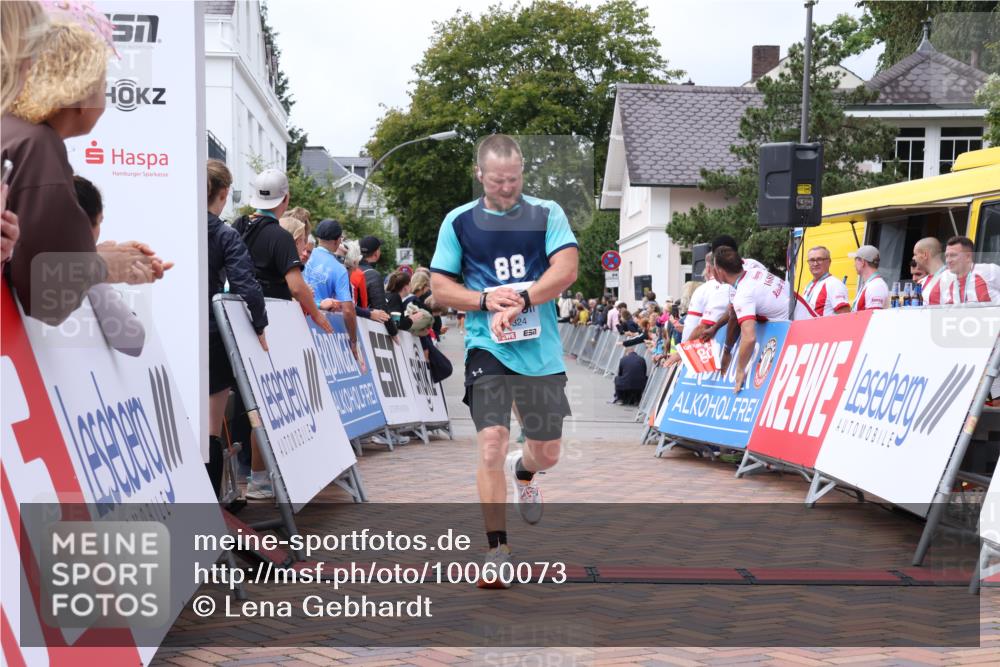 30.08.2026 - Blankeneser Heldenlauf Lena Gebhardt http://msf.ph/oto/10060073 30.08.2026 12:27:43 Ziel 2357, 4106, 4229, 4324 meine-sportfotos.de