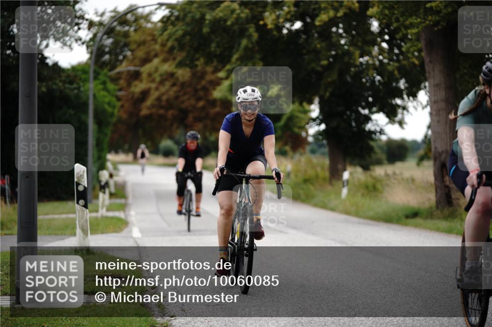 30.08.2026 - Elbe Triathlon Hamburg Michael Burmester http://msf.ph/oto/10060085 30.08.2026 11:39:05 Radfahren 1514, 1540, 1543, 1683, 1715 meine-sportfotos.de