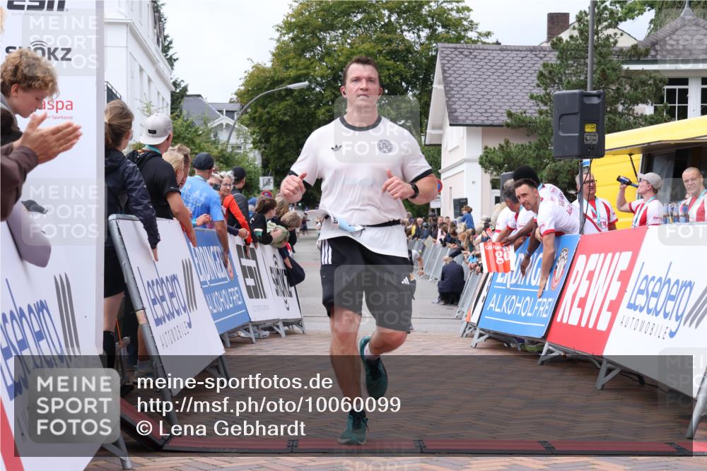 30.08.2026 - Blankeneser Heldenlauf Lena Gebhardt http://msf.ph/oto/10060099 30.08.2026 12:27:47 Ziel 4229, 4324 meine-sportfotos.de