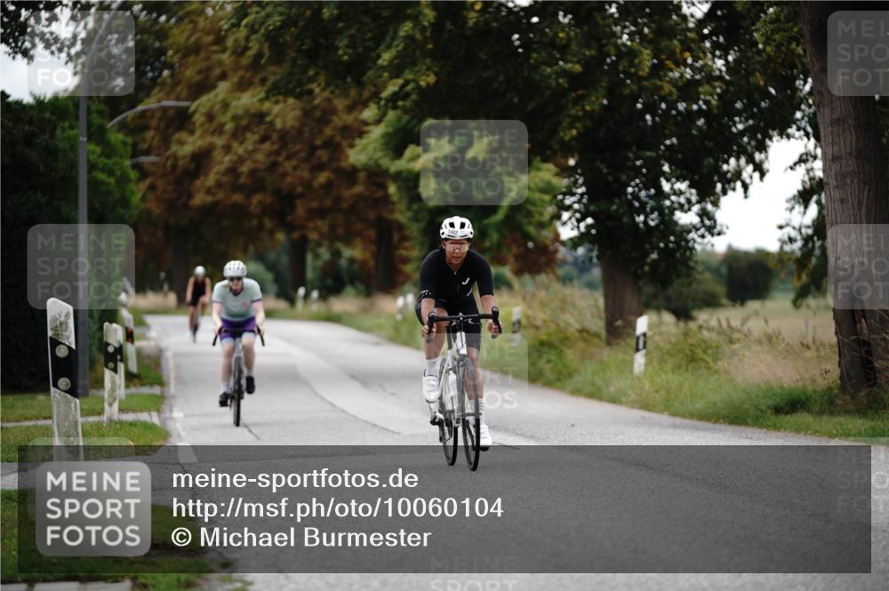 30.08.2026 - Elbe Triathlon Hamburg Michael Burmester http://msf.ph/oto/10060104 30.08.2026 11:39:24 Radfahren 1482, 1542, 1593, 1678 meine-sportfotos.de