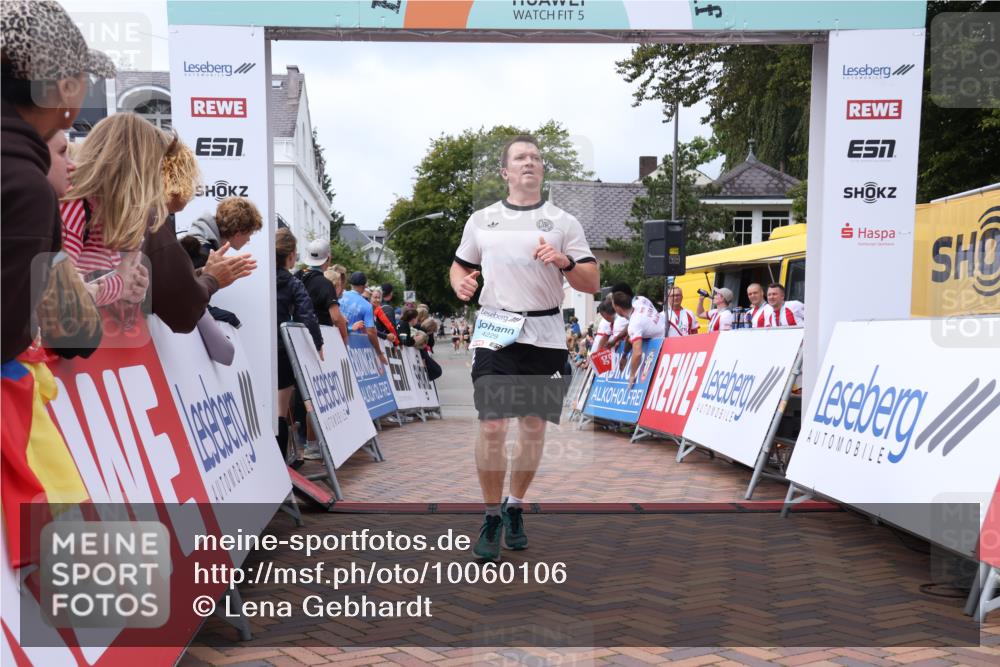 30.08.2026 - Blankeneser Heldenlauf Lena Gebhardt http://msf.ph/oto/10060106 30.08.2026 12:27:47 Ziel 4229, 4324 meine-sportfotos.de