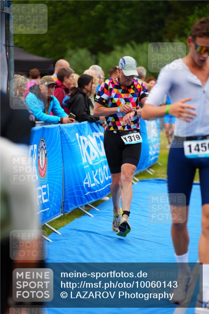 30.08.2026 - Elbe Triathlon Hamburg LAZAROV Photography http://msf.ph/oto/10060143 30.08.2026 11:39:09 Ziel 877, 1158, 1169, 1319, 1456 meine-sportfotos.de