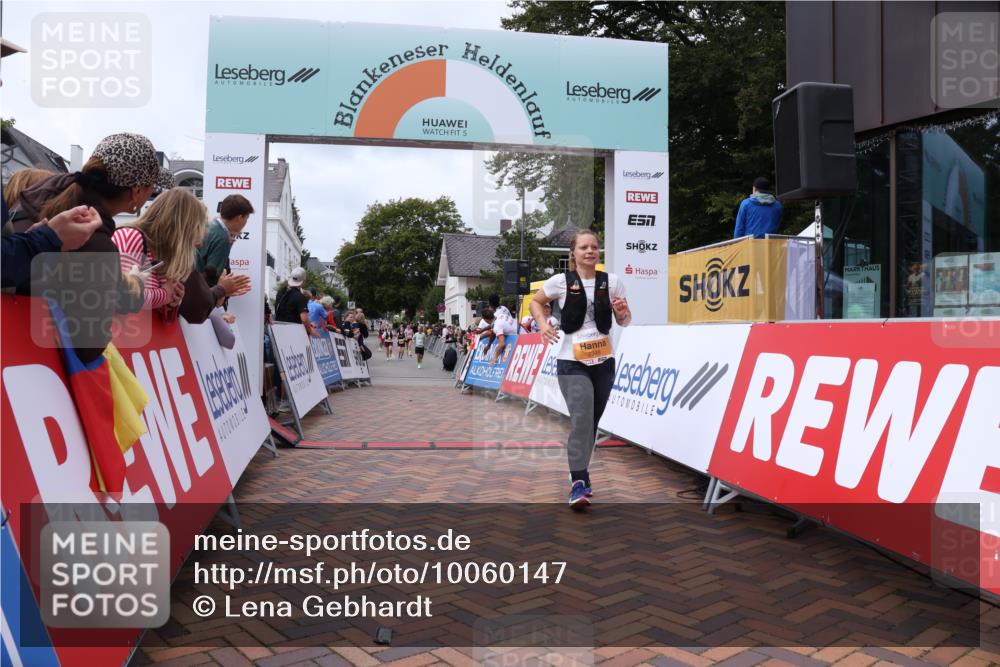 30.08.2026 - Blankeneser Heldenlauf Lena Gebhardt http://msf.ph/oto/10060147 30.08.2026 12:27:56 Ziel 2398 meine-sportfotos.de
