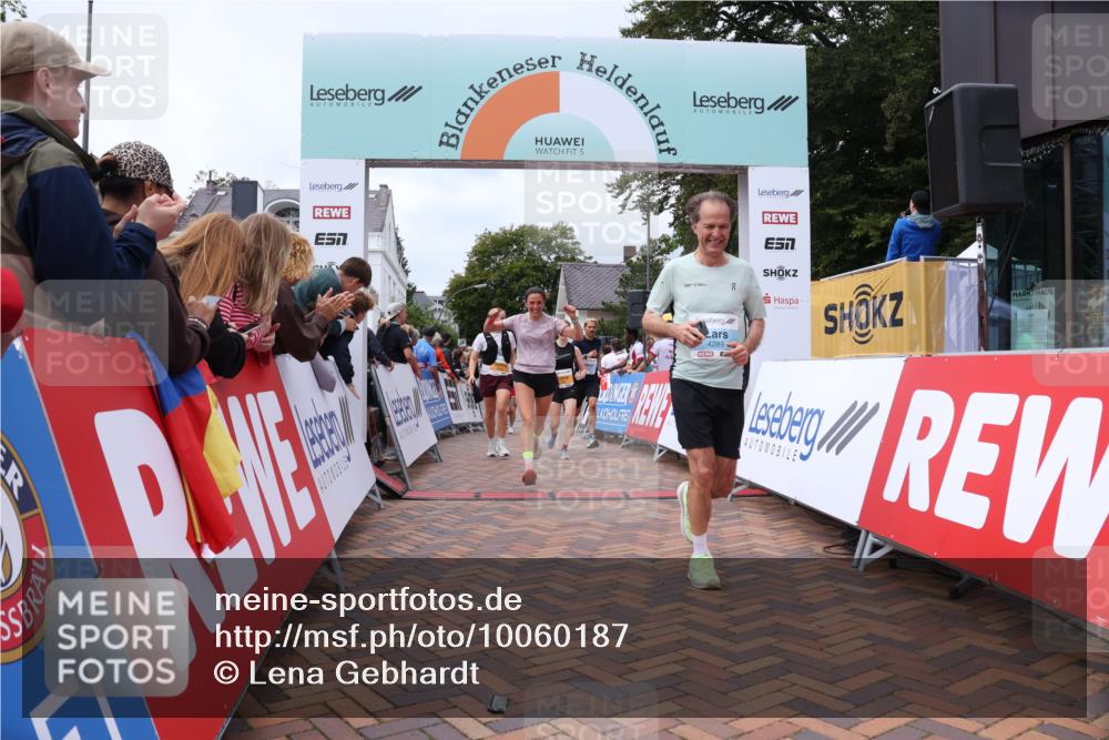 30.08.2026 - Blankeneser Heldenlauf Lena Gebhardt http://msf.ph/oto/10060187 30.08.2026 12:28:04 Ziel 2366, 2827, 4195, 4212, 4213, 4289 meine-sportfotos.de