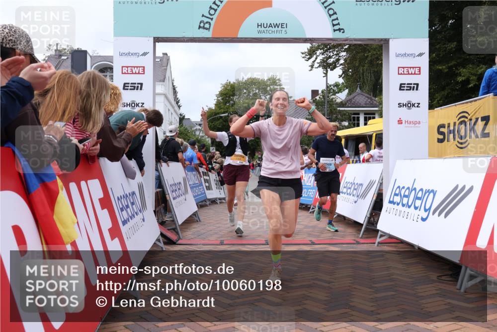 30.08.2026 - Blankeneser Heldenlauf Lena Gebhardt http://msf.ph/oto/10060198 30.08.2026 12:28:05 Ziel 2366, 2827, 4195, 4212, 4213, 4289, 4463 meine-sportfotos.de
