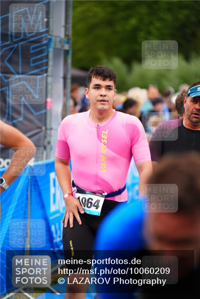 30.08.2026 - Elbe Triathlon Hamburg LAZAROV Photography http://msf.ph/oto/10060209 30.08.2026 11:39:22 Ziel 709, 992, 1064, 1123, 1125, 1205, 1214, 1256 meine-sportfotos.de