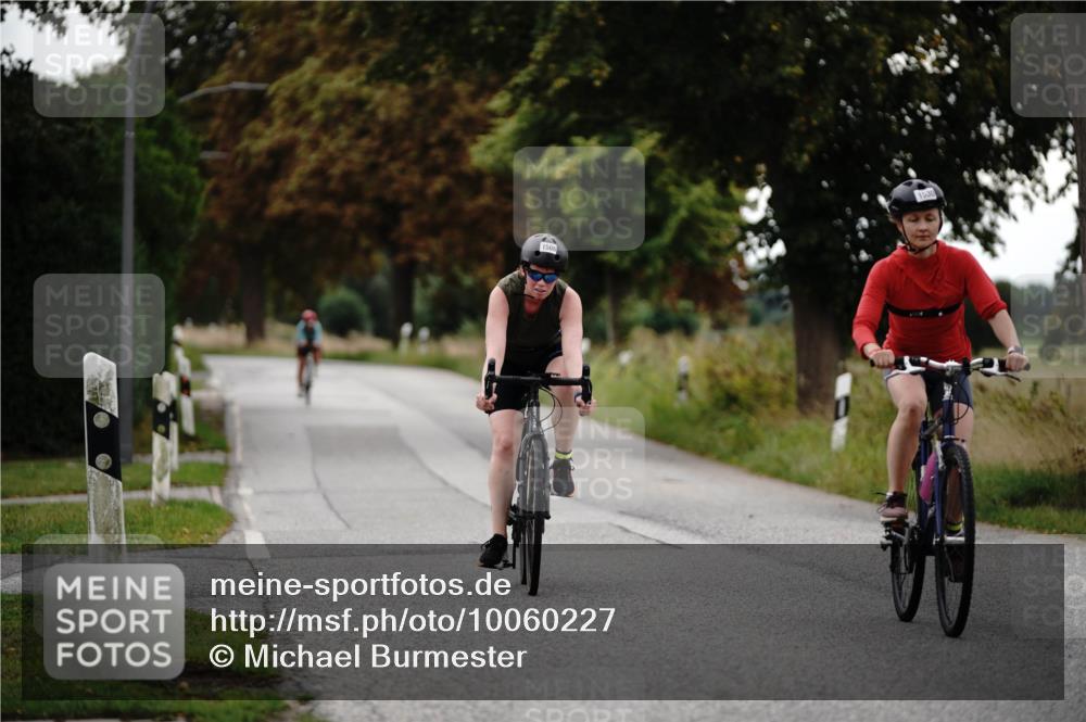 30.08.2026 - Elbe Triathlon Hamburg Michael Burmester http://msf.ph/oto/10060227 30.08.2026 11:40:49 Radfahren 1506, 1530, 1719 meine-sportfotos.de