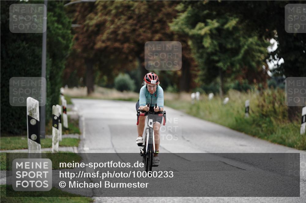 30.08.2026 - Elbe Triathlon Hamburg Michael Burmester http://msf.ph/oto/10060233 30.08.2026 11:40:55 Radfahren 1719 meine-sportfotos.de