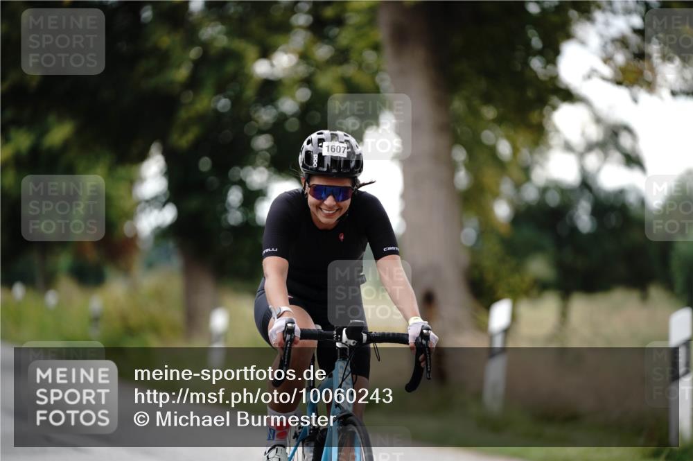 30.08.2026 - Elbe Triathlon Hamburg Michael Burmester http://msf.ph/oto/10060243 30.08.2026 11:41:19 Radfahren 1607 meine-sportfotos.de