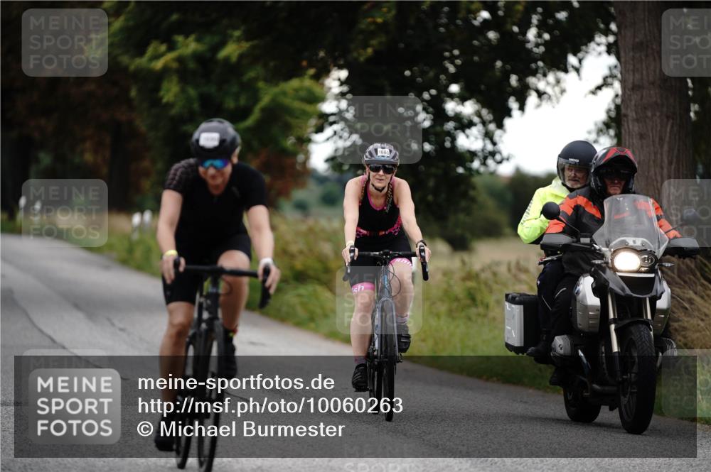 30.08.2026 - Elbe Triathlon Hamburg Michael Burmester http://msf.ph/oto/10060263 30.08.2026 11:41:59 Radfahren 1665, 1690 meine-sportfotos.de