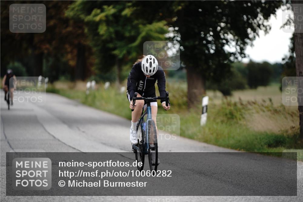 30.08.2026 - Elbe Triathlon Hamburg Michael Burmester http://msf.ph/oto/10060282 30.08.2026 11:42:40 Radfahren 1629, 1638 meine-sportfotos.de