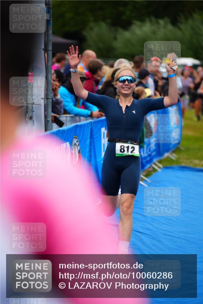 30.08.2026 - Elbe Triathlon Hamburg LAZAROV Photography http://msf.ph/oto/10060286 30.08.2026 11:39:43 Ziel 657, 802, 812, 871, 979, 1146, 1247, 1277 meine-sportfotos.de
