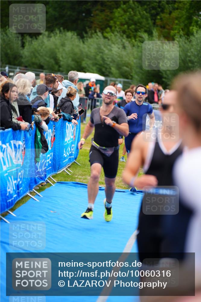 30.08.2026 - Elbe Triathlon Hamburg LAZAROV Photography http://msf.ph/oto/10060316 30.08.2026 11:39:51 Ziel 657, 697, 802, 871, 1247, 1277, 1371 meine-sportfotos.de