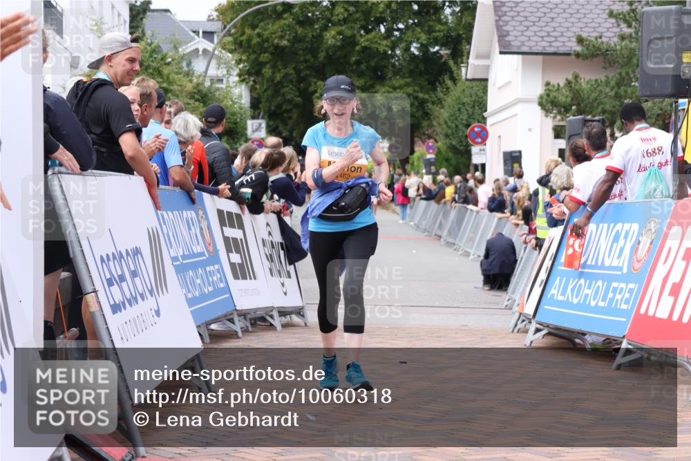 30.08.2026 - Blankeneser Heldenlauf Lena Gebhardt http://msf.ph/oto/10060318 30.08.2026 12:28:30 Ziel 2462 meine-sportfotos.de