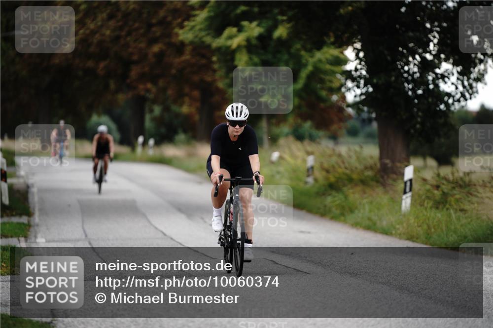 30.08.2026 - Elbe Triathlon Hamburg Michael Burmester http://msf.ph/oto/10060374 30.08.2026 11:44:16 Radfahren 1567, 1618 meine-sportfotos.de