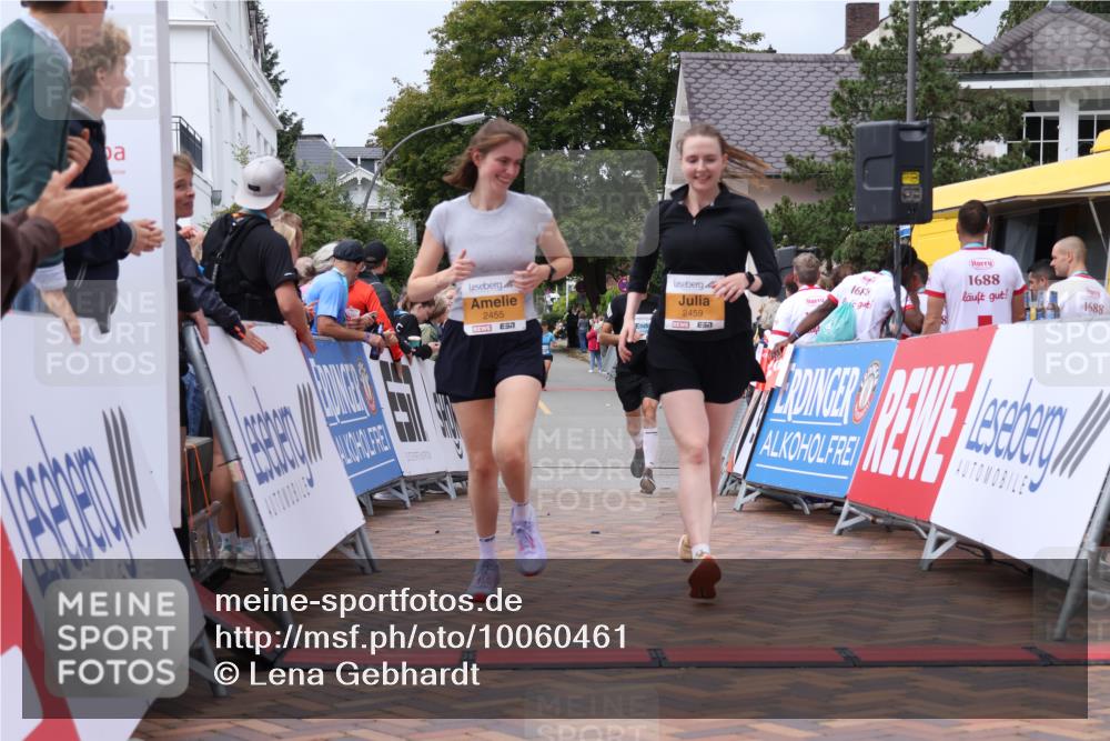 30.08.2026 - Blankeneser Heldenlauf Lena Gebhardt http://msf.ph/oto/10060461 30.08.2026 12:28:52 Ziel 2455, 2459, 4021, 4149, 4246 meine-sportfotos.de