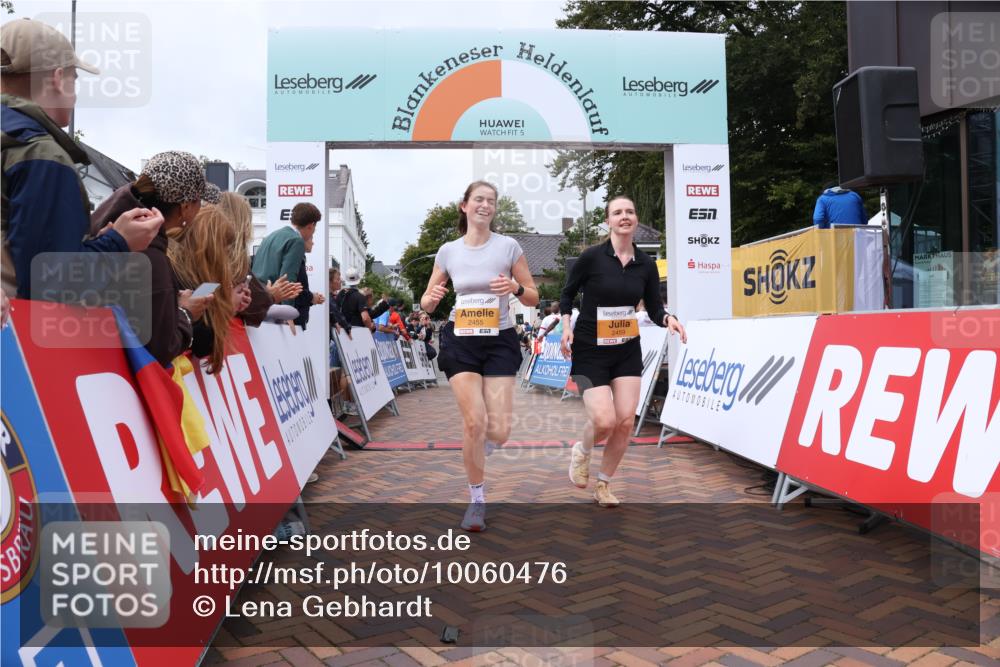 30.08.2026 - Blankeneser Heldenlauf Lena Gebhardt http://msf.ph/oto/10060476 30.08.2026 12:28:54 Ziel 2455, 2459, 4021, 4149 meine-sportfotos.de