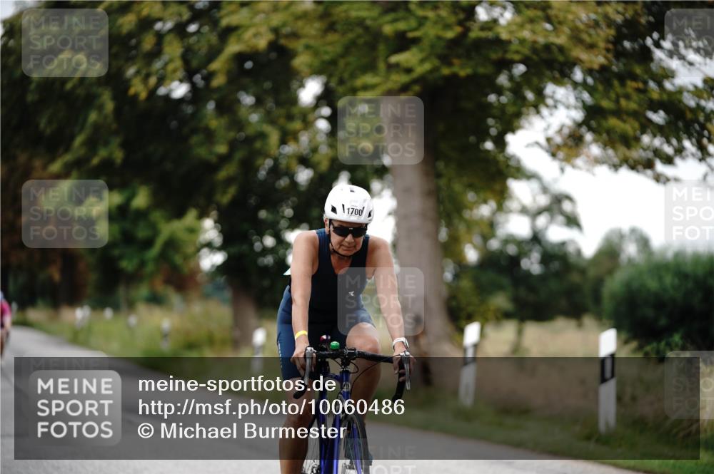30.08.2026 - Elbe Triathlon Hamburg Michael Burmester http://msf.ph/oto/10060486 30.08.2026 11:45:59 Radfahren 1614, 1700 meine-sportfotos.de