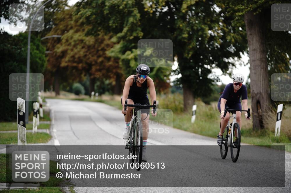 30.08.2026 - Elbe Triathlon Hamburg Michael Burmester http://msf.ph/oto/10060513 30.08.2026 11:46:19 Radfahren 1606, 1646 meine-sportfotos.de